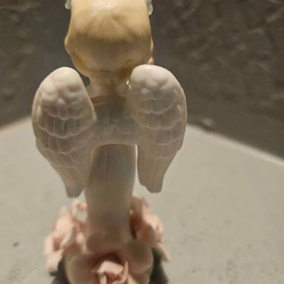 Lefton Angel holding Candelabra - Picture 3 of 5